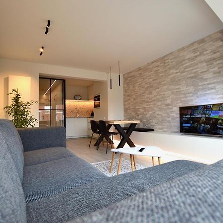 Ruim En Lichtrijk Appartement Op 100M Van Zee Te Koksijde Dış mekan fotoğraf