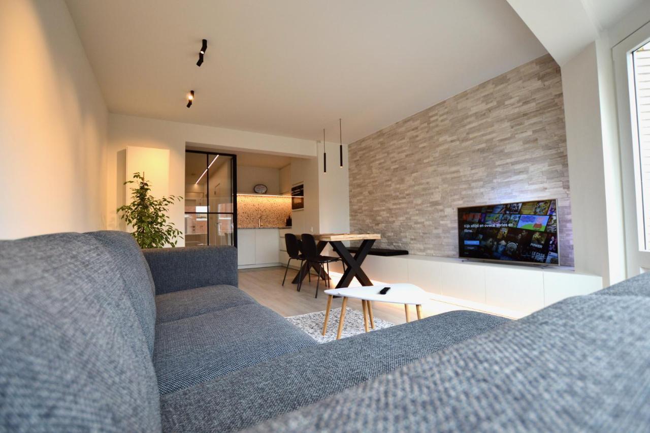 Ruim En Lichtrijk Appartement Op 100M Van Zee Te Koksijde Dış mekan fotoğraf